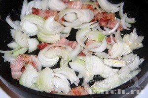 tepliy salat s seldiu po-saksohsky_3