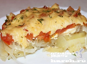 Запеченная картошка с твердым сыром и помидорами
