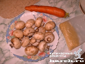 kasha-pshenaya-s-morkoviu-i-gribami_1