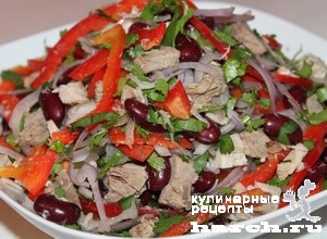 Салат из фасоли, мяса и грибов - пошаговый рецепт с фото