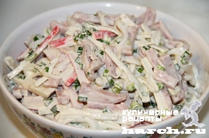 Рецепт салата с кальмарами и крабовыми палочками - Салат с кальмарами от ЕДА