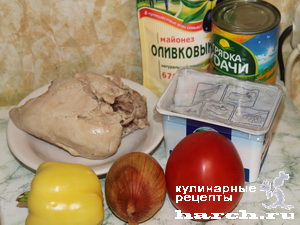 Салат из курицы с брынзой и грибами "Посольский"