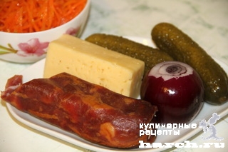 Салат с корейской морковью и копченым мясом "Домовой"