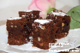 Шоколадные пирожные с миндалем "Брауниз"
